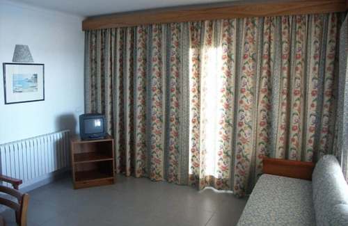Cala Figuera Apartamento | Apartment 'Apto Villa Sirena Vista Jardin' with Sea View, Wi-Fi and Air Conditioning