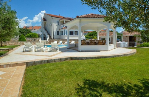 Tribunj Apartamento | Apartment Aquanur-2 by Interhome