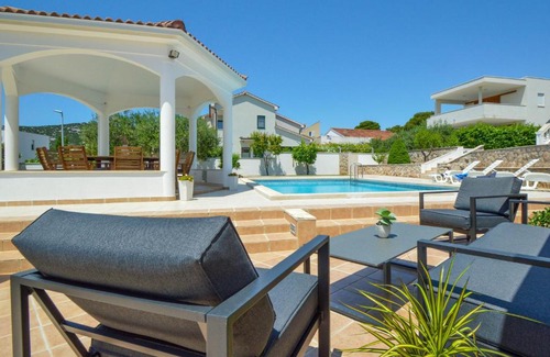 Tribunj Apartamento | Apartment Aquanur-2 by Interhome