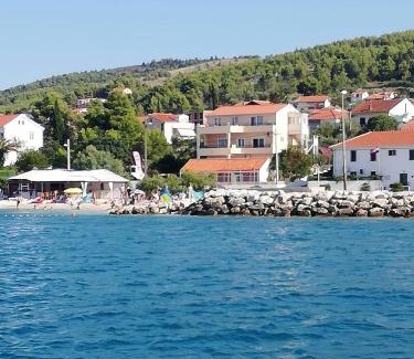 Arbanija Apartamento | Apartment Arbanija 1122b