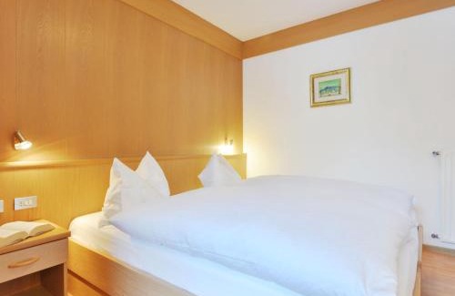 Fontanazzo Apartamento | Apartment Ardoney-1 by Interhome