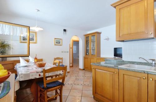 Fontanazzo Apartamento | Apartment Ardoney-1 by Interhome