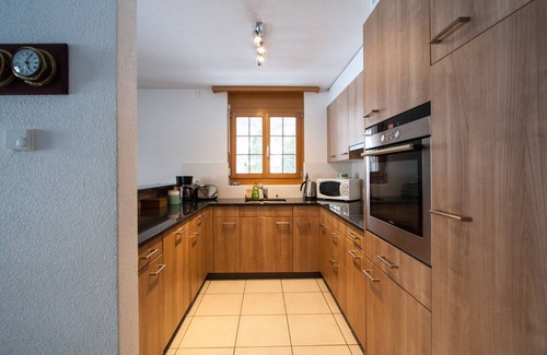 Lauterbrunnen Apartamento | Apartamento Arven - 3 habitaciones - 2 baños - vista a la montaña sin interrupciones