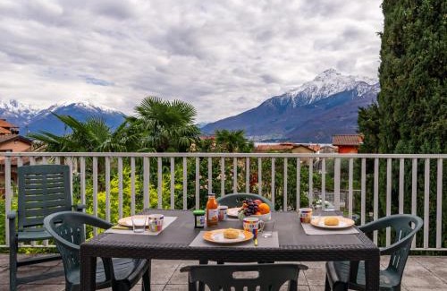Dongo Apartamento | Apartment Assunta by Interhome