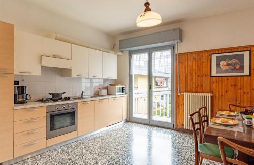Dongo Apartamento | Apartment Assunta by Interhome