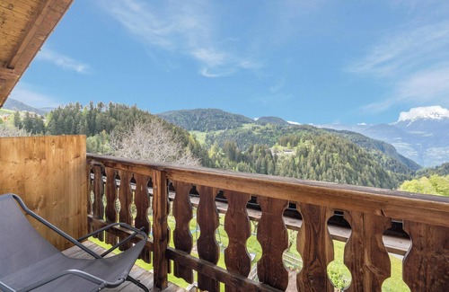 Avelengo Apartamento | Apartamento "Aster - Nusserhof" cerca de la estación de esquí con vistas a la montaña y balcón