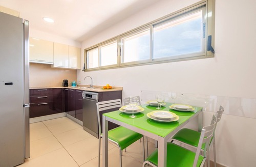 Puig de Ros Villa | Apartamento 'Astur - Moderno Chalet Con Piscina' con piscina privada y aire acondicionado