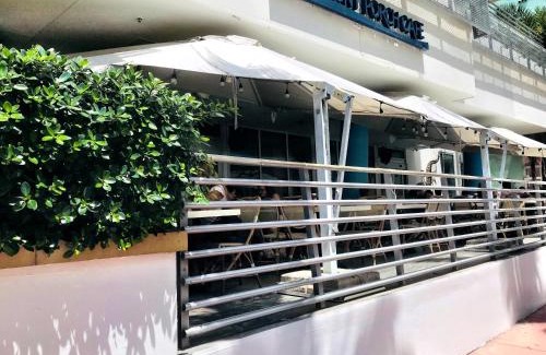 South Beach Apartamento | Apartment at De Soleil Hotel on Ocean Drive