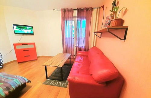 Porohovye Apartamento | Apartment at Industrialny 29