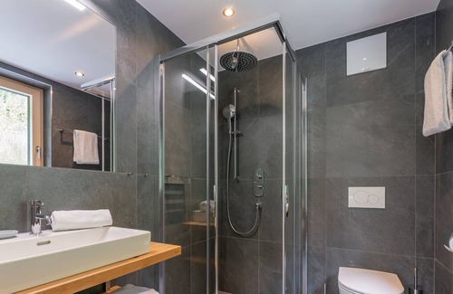Viehhofen Apartamento | New apartment 900 metres from ZellamseeXpress