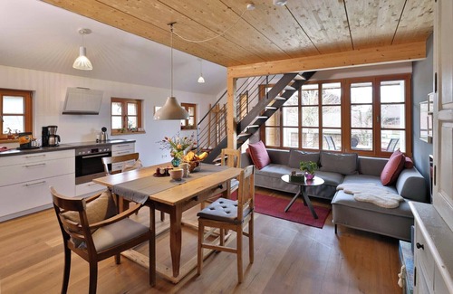 Traunreut Apartamento | Apartamento en Backhäusl