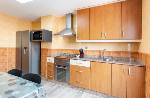 Zarandona Apartamento | Apartamento 'Ático' con vistas a la montaña, Wi-Fi y aire acondicionado