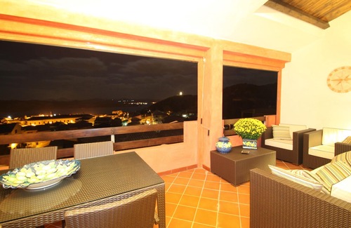 La Maddalena Apartamento | Apartamento-Ático en La Maddalena OFERTA ESPECIAL DEL 16 AL 21 DE JUNIO