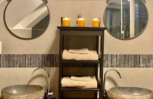 Hotton Casa | Apartamento Au Fil de l'Eau con bañera de hidromasaje en Hotton