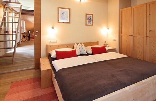 Prateria Apartamento | Apartamento 'Aussermahrhof Dolomit' con vistas a la montaña, jardín y Wi-Fi