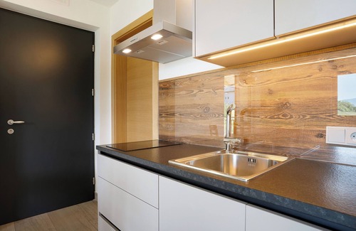 Tramin Apartamento | Apartamento 'Bacchushof Lagrein' con vistas a la montaña, Wi-Fi y aire acondicionado