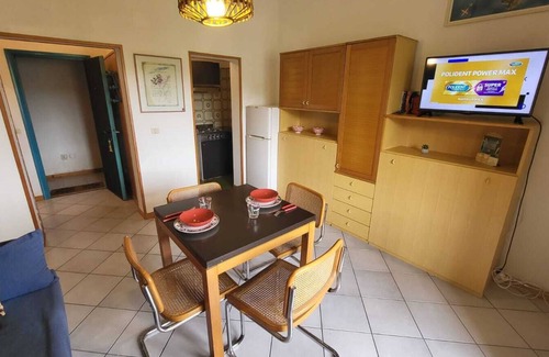 Magazzini Apartamento | Apartamento "Bagnaia" cerca del mar con balcón y Wi-Fi