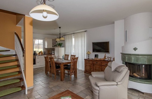 Burg-Dorf Apartamento | Vrbo Property