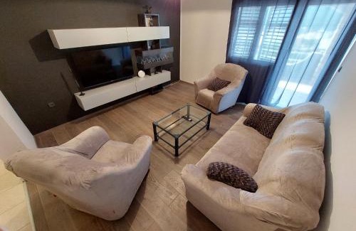 Grebastica Apartamento | Apartment Bana
