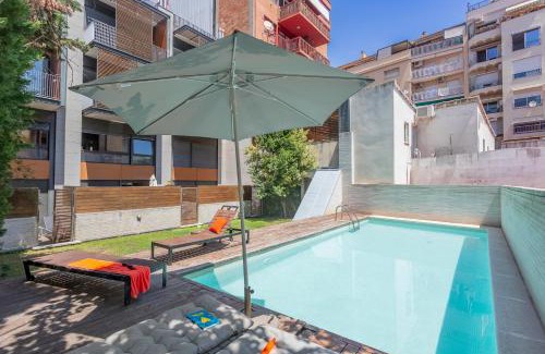 El Putget i Farro Apartamento | Apartment Barcelona Rentals - Swimming Pool with Terrace