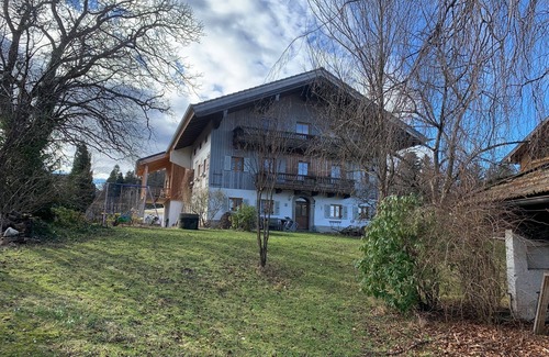 Bernau am Chiemsee Apartamento | Apartment Berg 90sqm with balcony, max. 6 persons