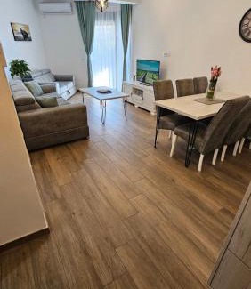 Dobra Voda Apartamento | Apartment Beach D&A