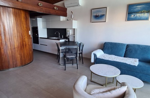 Les Sablettes Apartamento | T2 frente al mar, aire acondicionado, wi-fi, estacionamiento, piscina, acceso directo a la playa