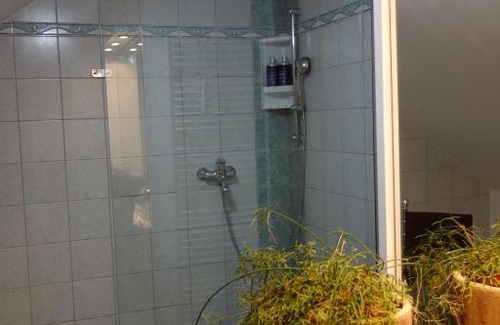 Postojna Apartamento | Apartment Beks