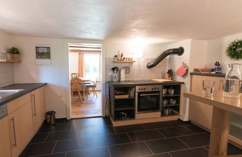 Untermunstertal Apartamento | Apartamento 'Belchenwind Tipo B, 65 m², Terraza' con vistas a la montaña, terraza privada y Wi-Fi