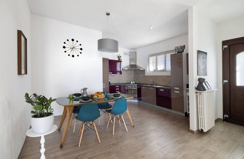 Premeno Apartamento | Apartamento Bella Vista con vistas al lago, jardín y Wi-Fi