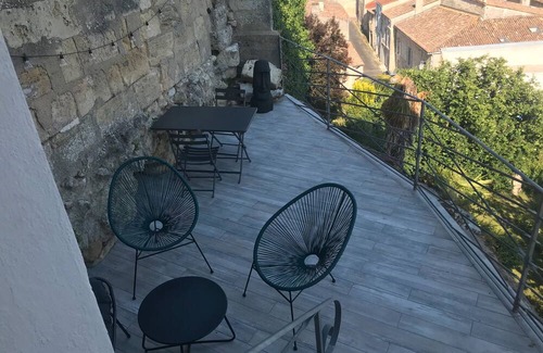 Bourg-sur-Gironde Apartamento | Apartamento 'Bellevue' con Wi-Fi y aire acondicionado