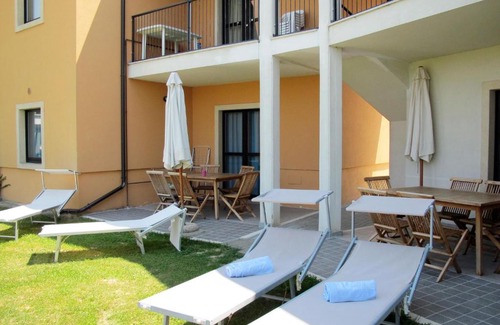 Cavalcaselle Apartamento | Apartment Belvedere Village-2 by Interhome