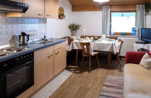 Grabenstatt Apartamento | Apartment Bergblick, upper floor, 50 sqm, 2 - 5 pers., 2 sep. Bedroom, balcony