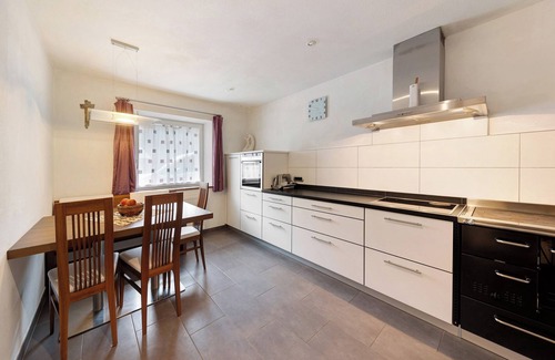 Nova Levante Apartamento | Apartamento Bergkristall' con vistas a la montaña, jardín y Wi-Fi