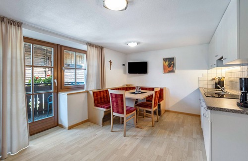 San Giacomo Apartamento | Apartamento 'Bergkristall 2' con vistas a la montaña, jardín compartido y Wi-Fi