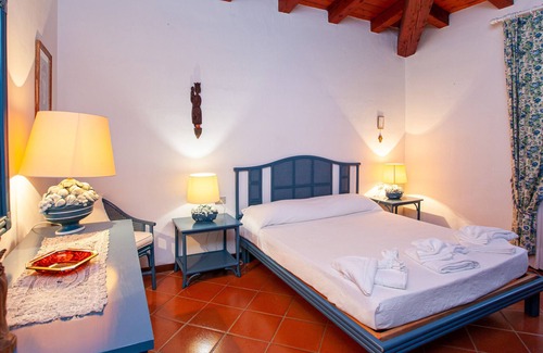 Puntaldia Apartamento | Apartamento 'Bilo Oleandro' con piscina compartida, terraza privada y aire acondicionado