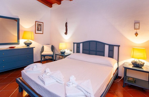 Puntaldia Apartamento | Apartamento 'Bilo Oleandro' con piscina compartida, terraza privada y aire acondicionado