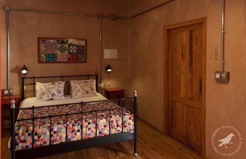 Vega del Codorno Hotel | Hotel Biosostenible Jardín del Río Cuervo adaptado