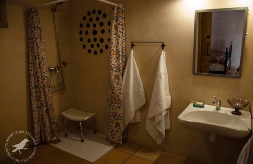 Vega del Codorno Hotel | Hotel Biosostenible Jardín del Río Cuervo adaptado