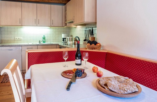 Sarntal Apartamento | Apartamento "Birke - Fiechterhof" con terraza descubierta compartida, jardín y Wi-Fi