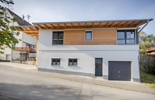Inzigkofen Apartamento | Apartamento 'Biwak' con terraza privada, jardín compartido y Wi-Fi