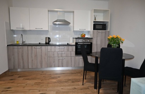 Novi Zagreb Apartamento | Apartment Blue Doors