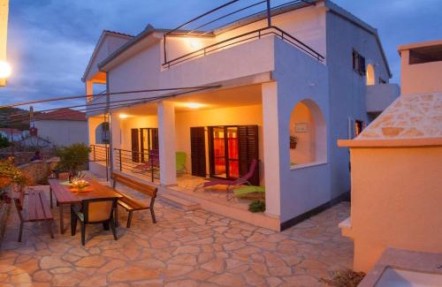 Razanj Apartamento | Apartment Bo&Dy