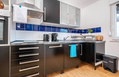 Neulussheim Apartamento | Apartamento 'Boettcher's Ferienwohnung' con Wi-Fi