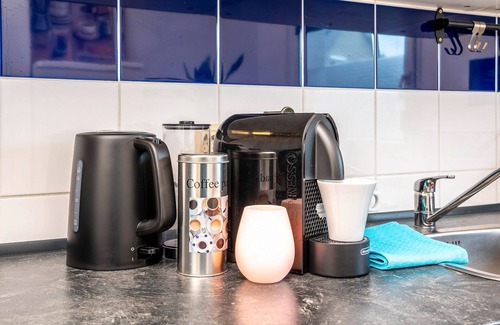 Neulussheim Apartamento | Apartamento 'Boettcher's Ferienwohnung' con Wi-Fi
