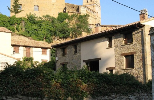 Biel Apartamento | Apartamento 'Boj' con vistas a la montaña, terraza compartida y Wi-Fi