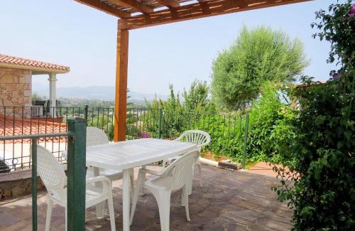 Tanaunella Apartamento | Apartment Borgo Le Logge bilo - BUD110 by Interhome