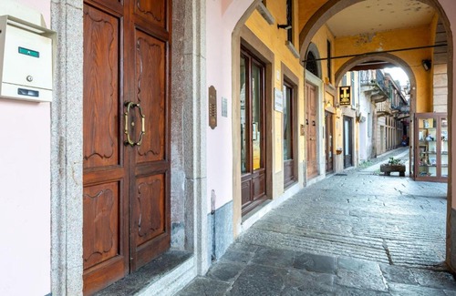 Orta San Giulio Apartamento | Apartment Borgo Vecchio by Interhome
