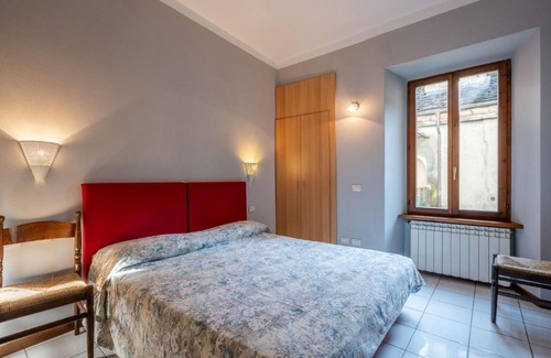 Orta San Giulio Apartamento | Apartment Borgo Vecchio by Interhome