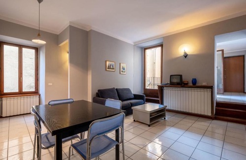 Orta San Giulio Apartamento | Apartment Borgo Vecchio by Interhome